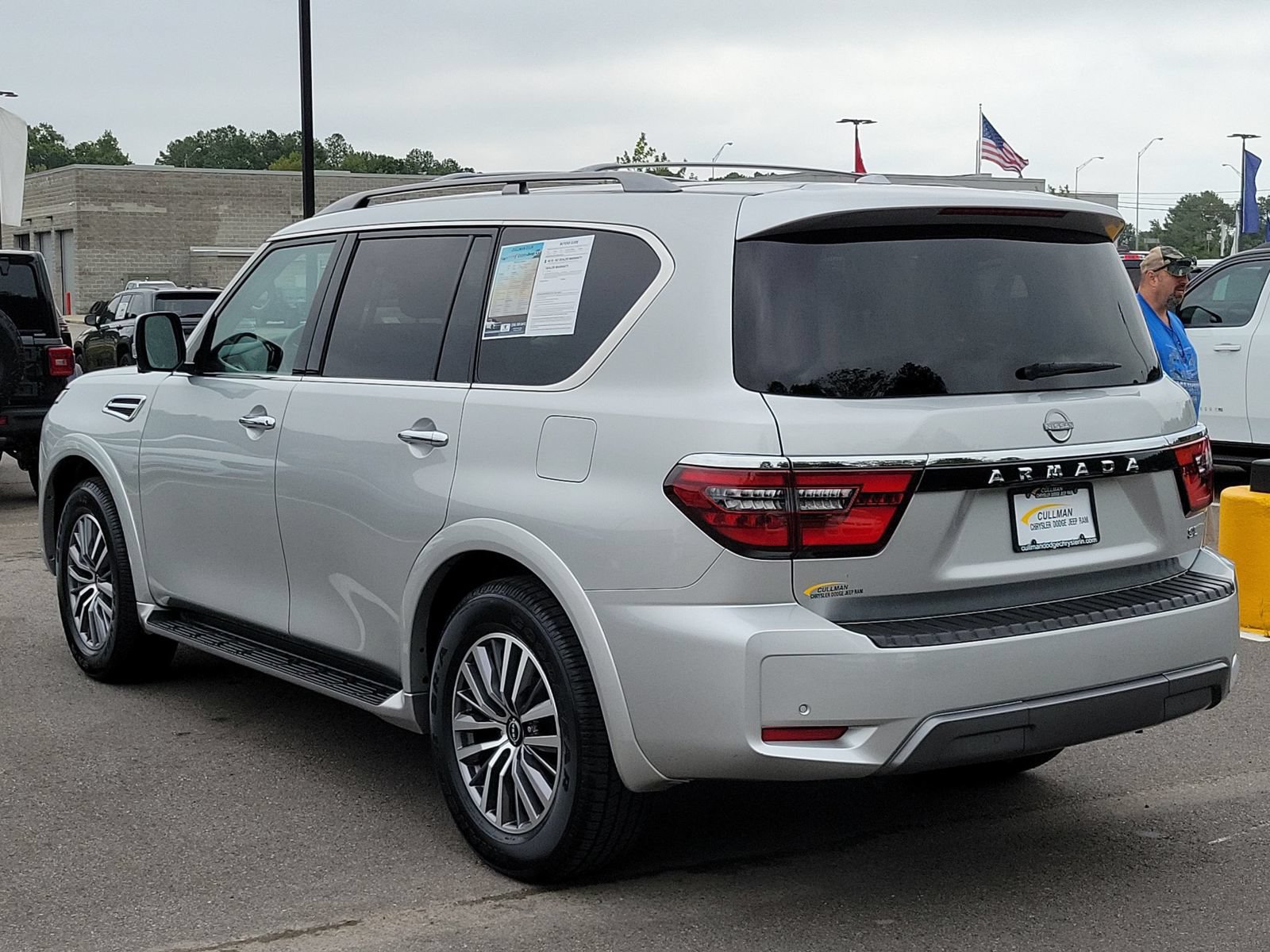Used 2023 Nissan Armada SL w/ Cargo Package RWD image 5