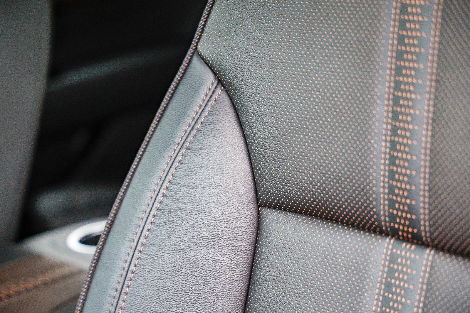 Used 2025 Chevrolet Tahoe High Country image 27