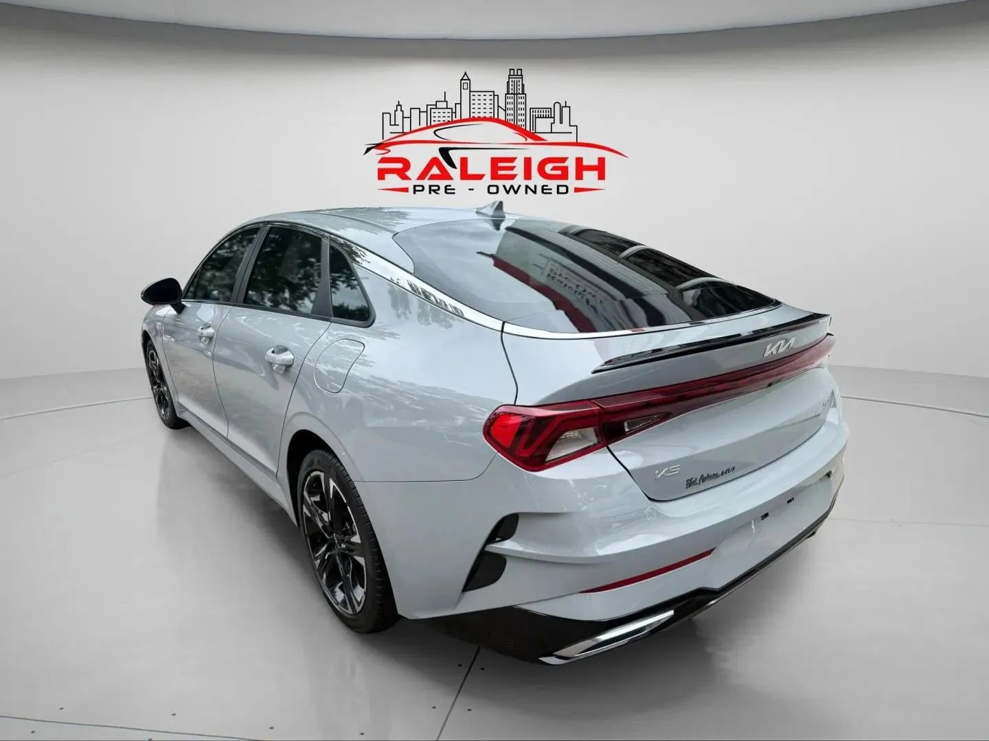 Used 2023 Kia K5 GT-Line w/ GT-Line Premium Package image 2