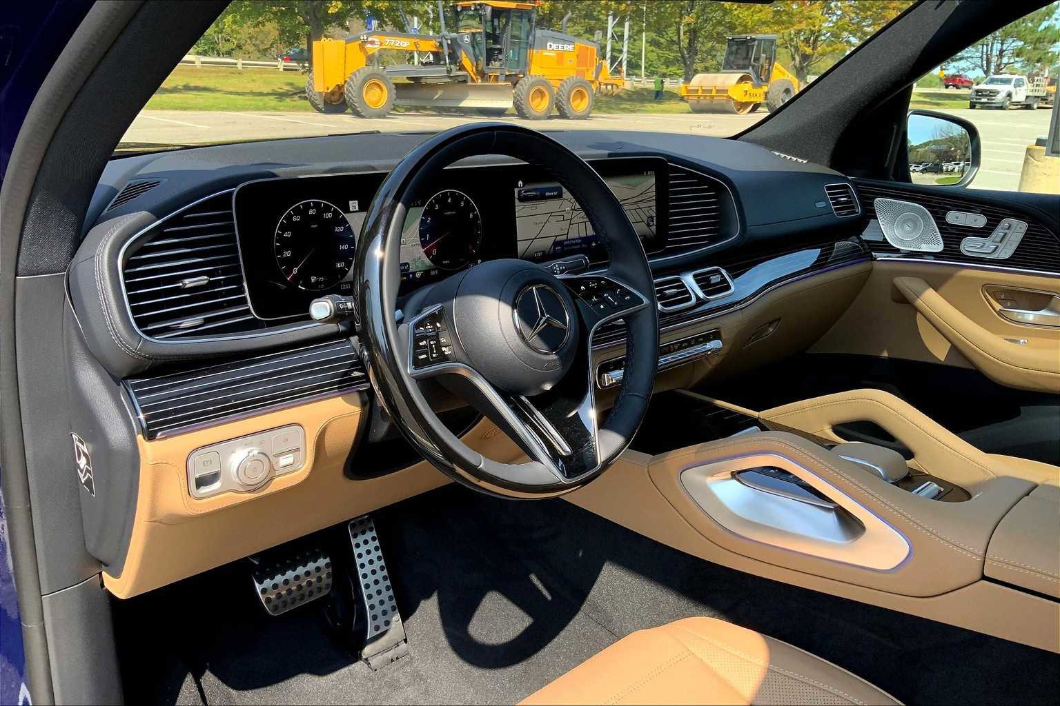 New 2026 Mercedes-Benz GLS 450 4MATIC image 9