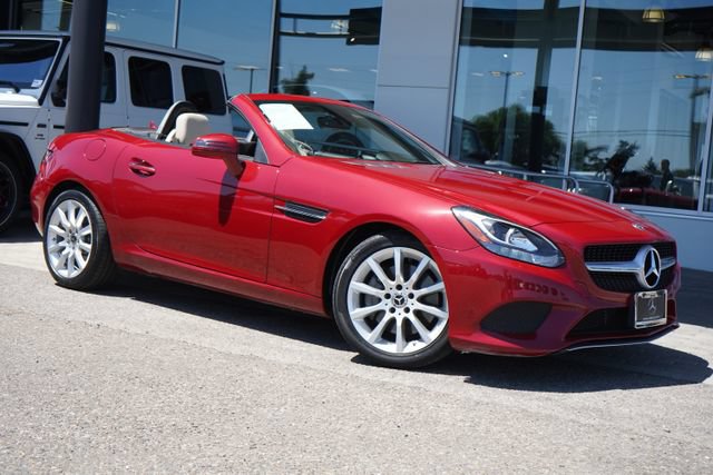Used 2020 Mercedes-Benz SLC 300 image 1