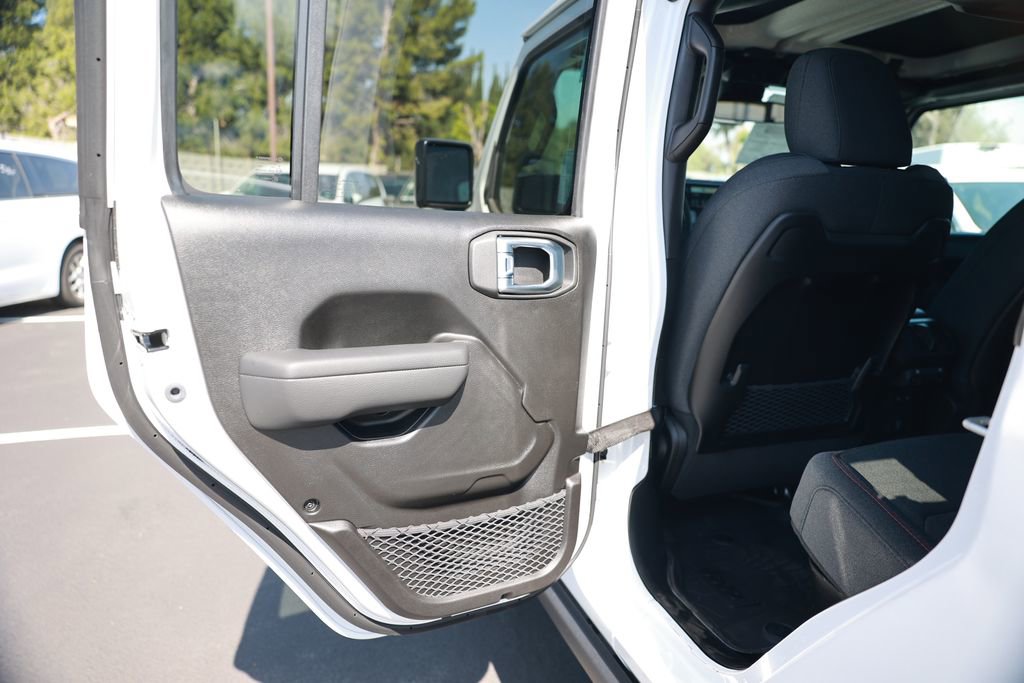 New 2026 Jeep Gladiator Rubicon AWD/4WD image 34