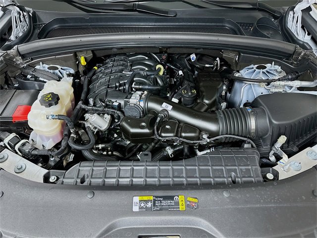 Used 2025 Jeep Grand Cherokee Limited w/ Luxury Tech Group II image 22