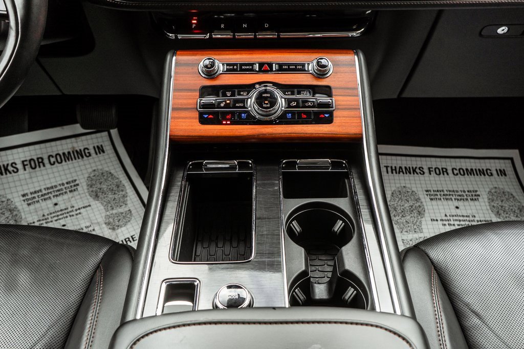 Used 2024 Lincoln Aviator Reserve image 13