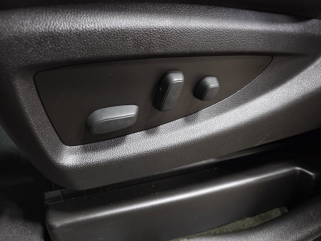 Certified 2017 Chevrolet Silverado 2500 LTZ w/ Duramax Plus Package image 28