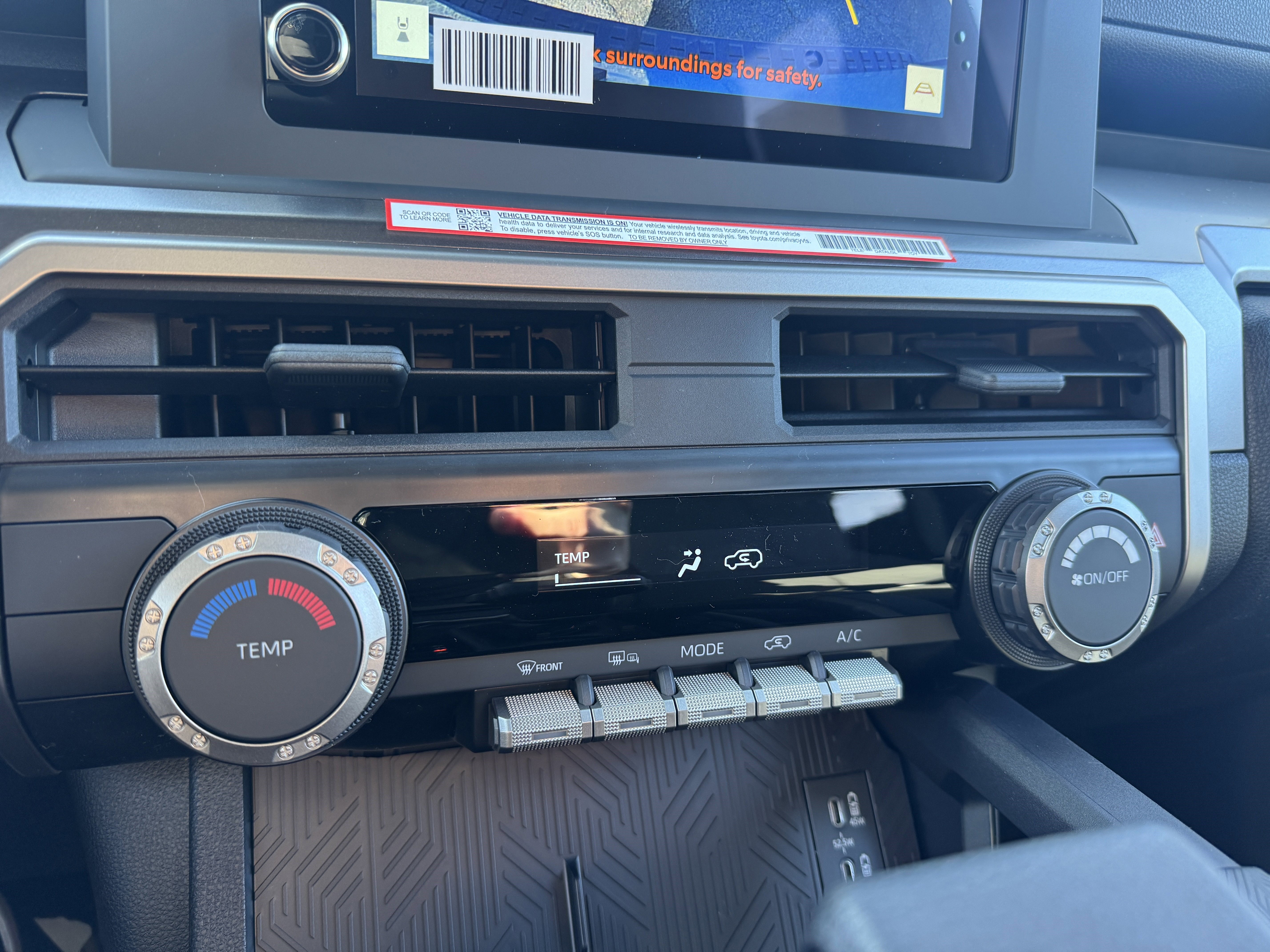 New 2026 Toyota 4Runner SR5 AWD/4WD image 32