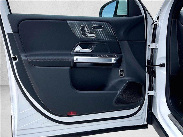 New 2026 Mercedes-Benz GLB 250 image 26
