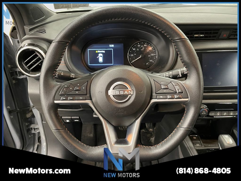 Used 2022 Nissan Kicks SR w/ Exterior Package image 12