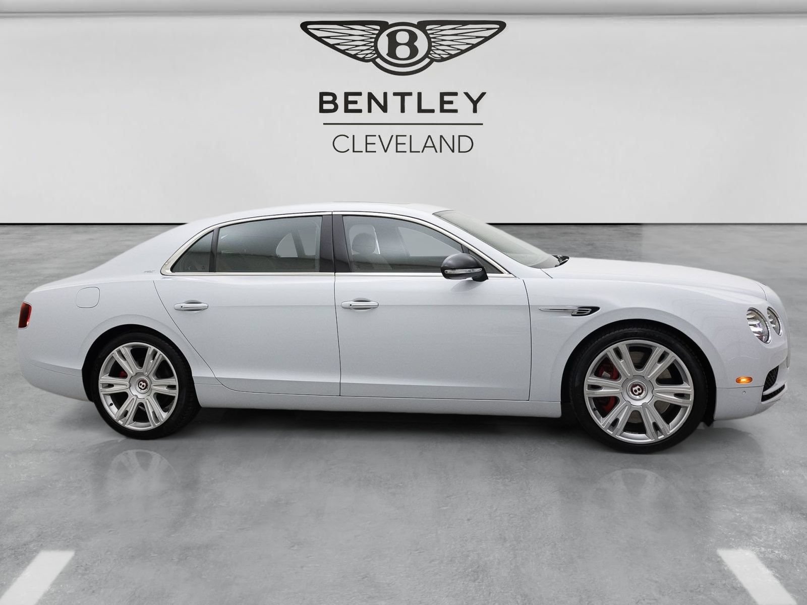 Used 2017 Bentley Flying Spur S V8 AWD/4WD image 4