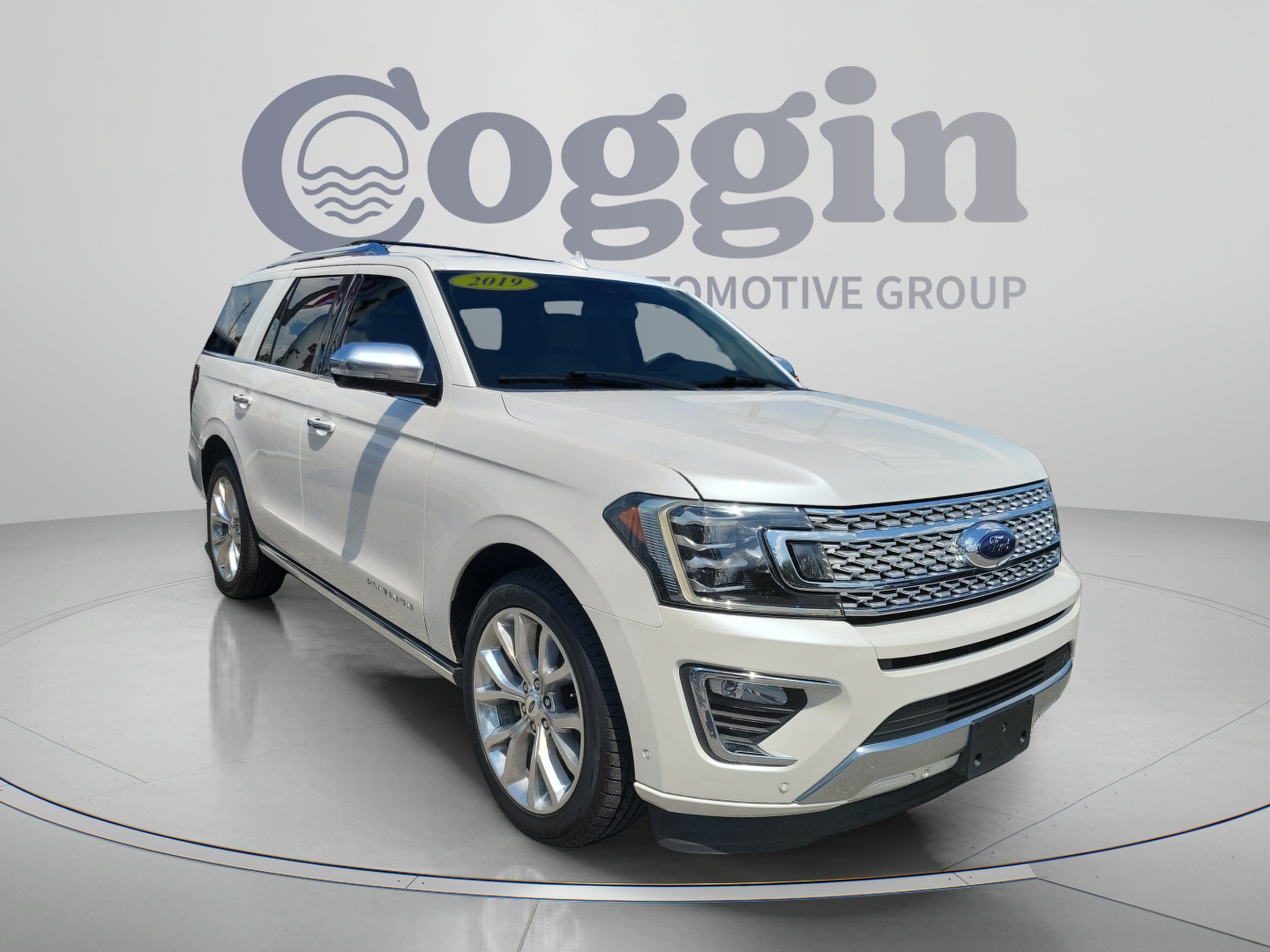 Used 2019 Ford Expedition Platinum RWD image 4