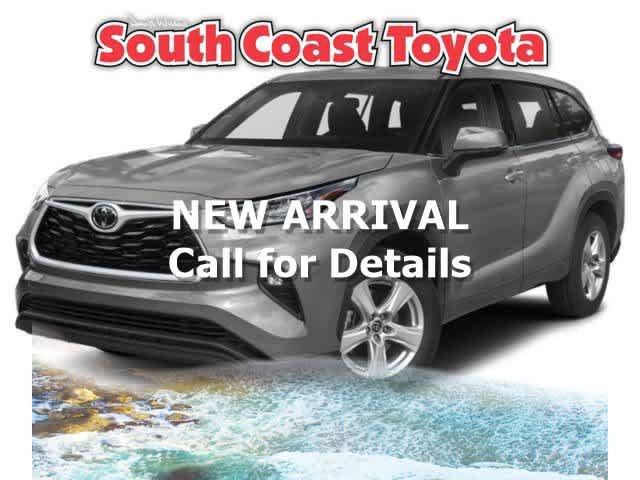 Used 2022 Toyota Highlander LE