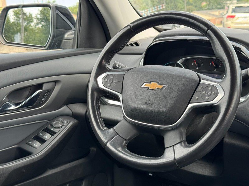 Used 2021 Chevrolet Traverse LT AWD/4WD image 13
