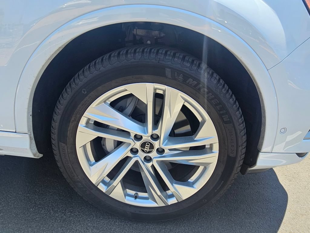 Used 2023 Audi Q7 2.0T Premium AWD/4WD image 10