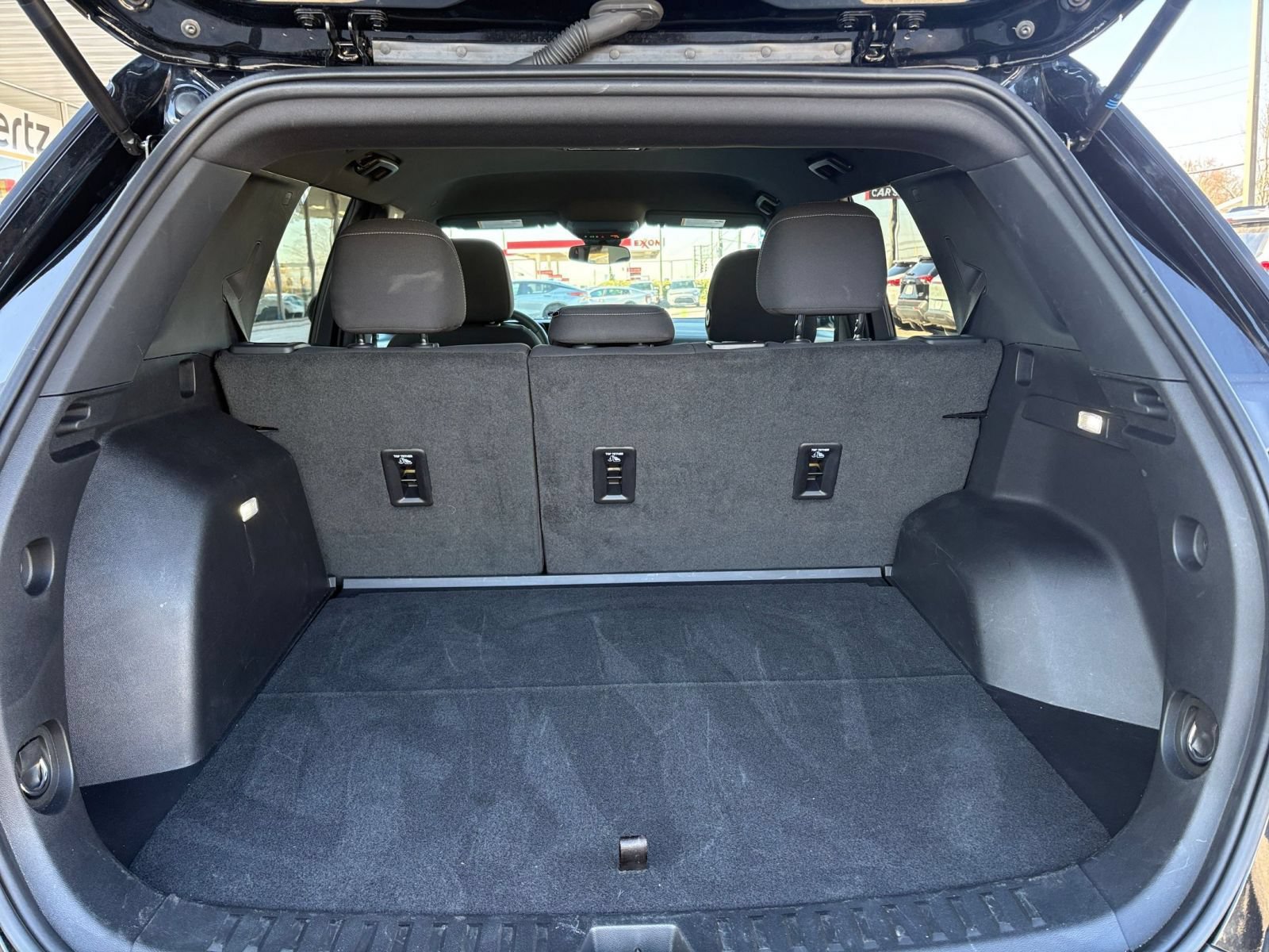 Used 2025 Chevrolet Equinox LT AWD/4WD image 25