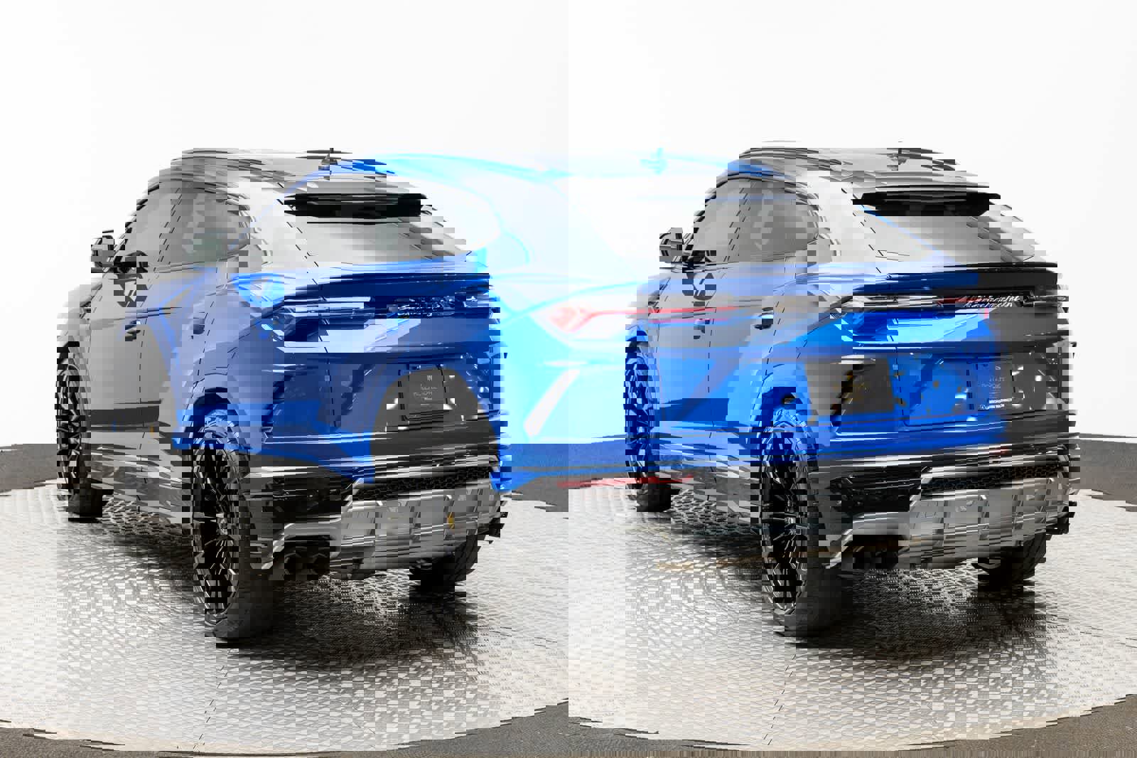 Used 2019 Lamborghini Urus image 4