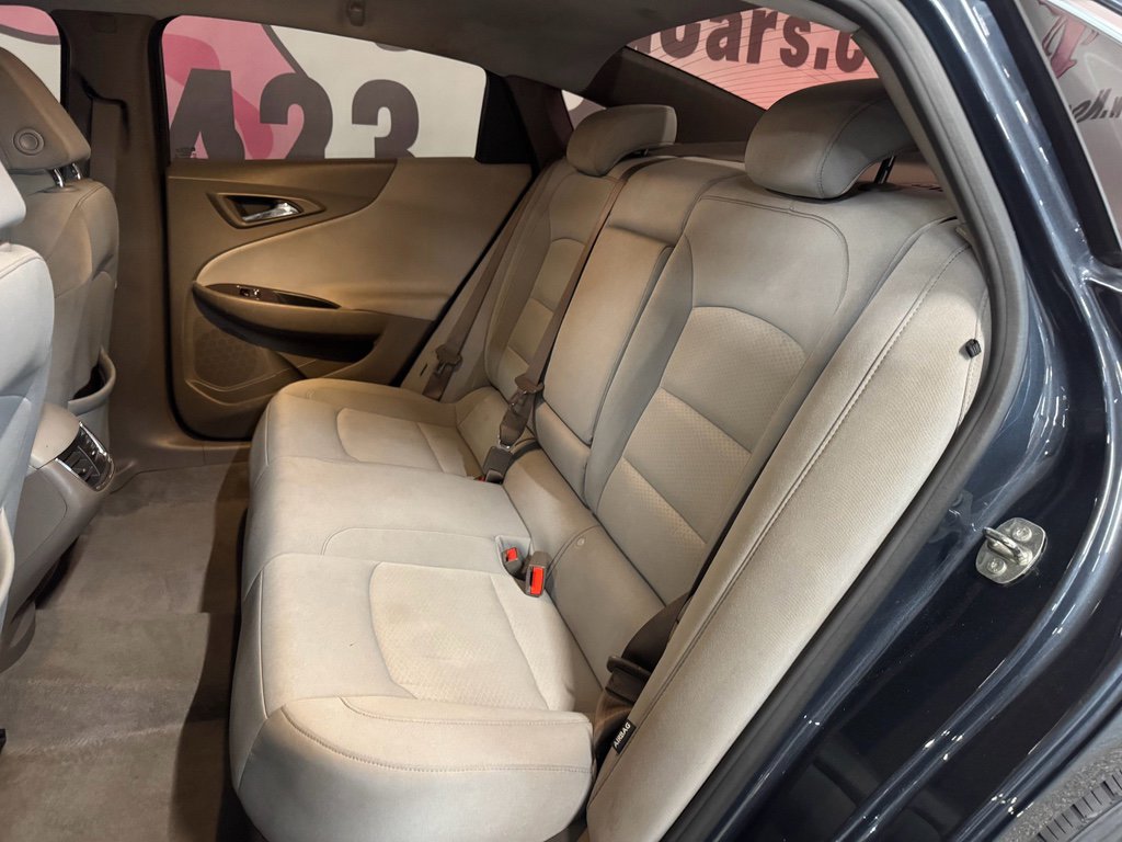 Used 2020 Chevrolet Malibu LT FWD image 20