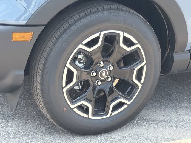 New 2026 Ford Bronco Sport Outer Banks w/ Outer Banks Tech Package+ AWD/4WD image 17