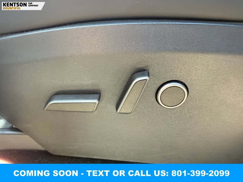 Used 2024 Tesla Model Y Performance AWD/4WD image 26