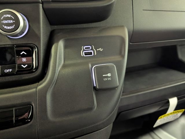 Used 2024 RAM ProMaster 3500 w/ Delivery Van Package image 18