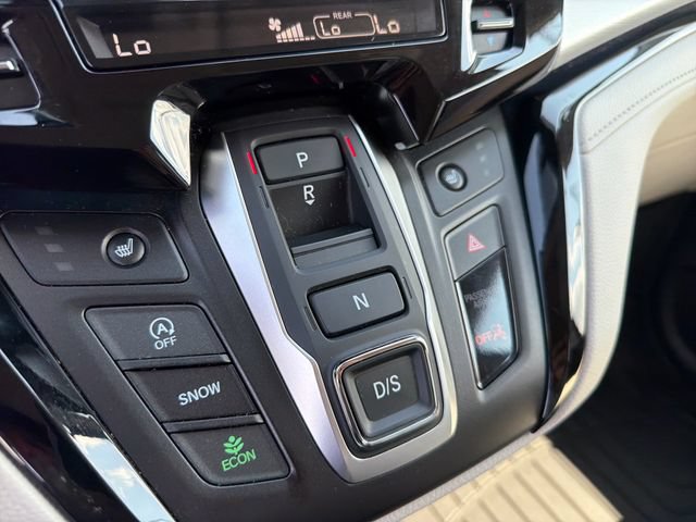 Used 2025 Honda Odyssey Touring image 24