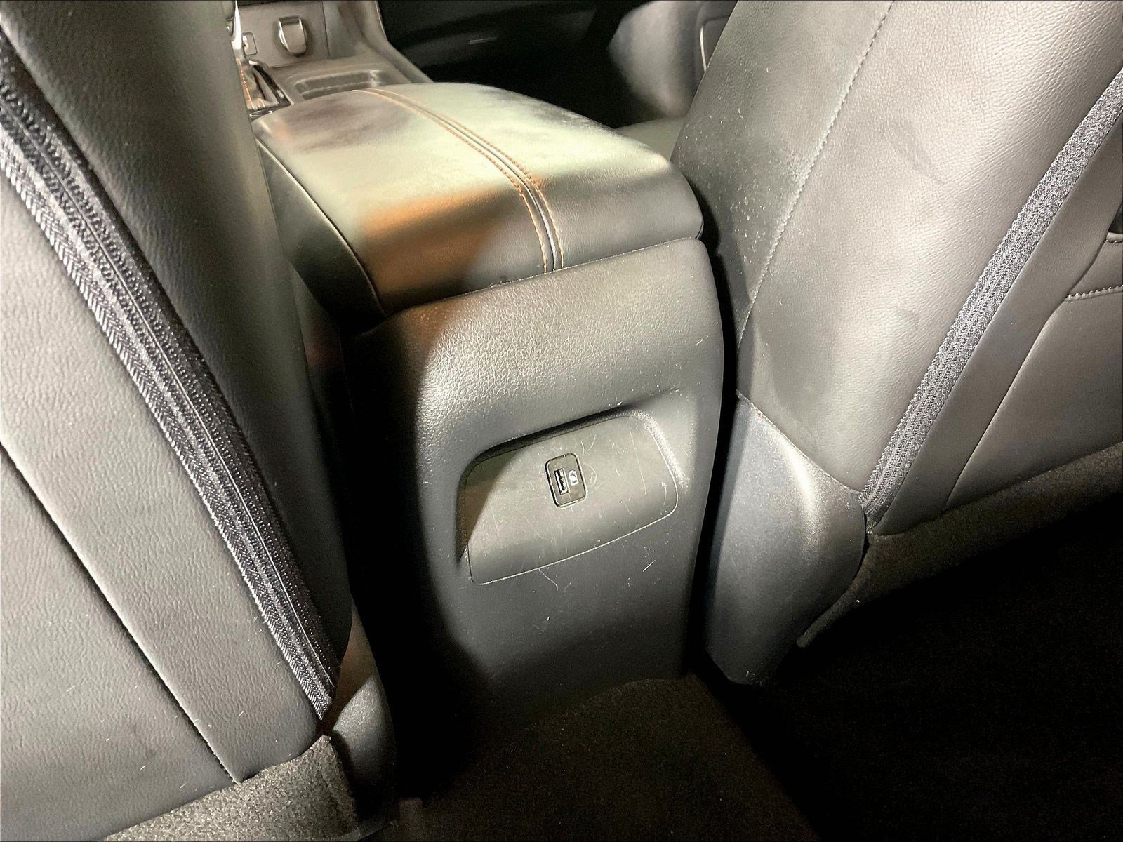 Used 2021 Nissan Sentra SR w/ SR Premium Package FWD image 11