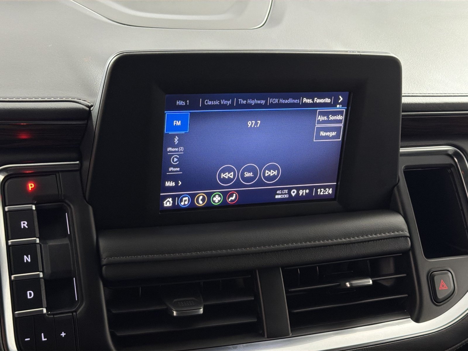 Used 2022 Chevrolet Tahoe LS AWD/4WD image 18