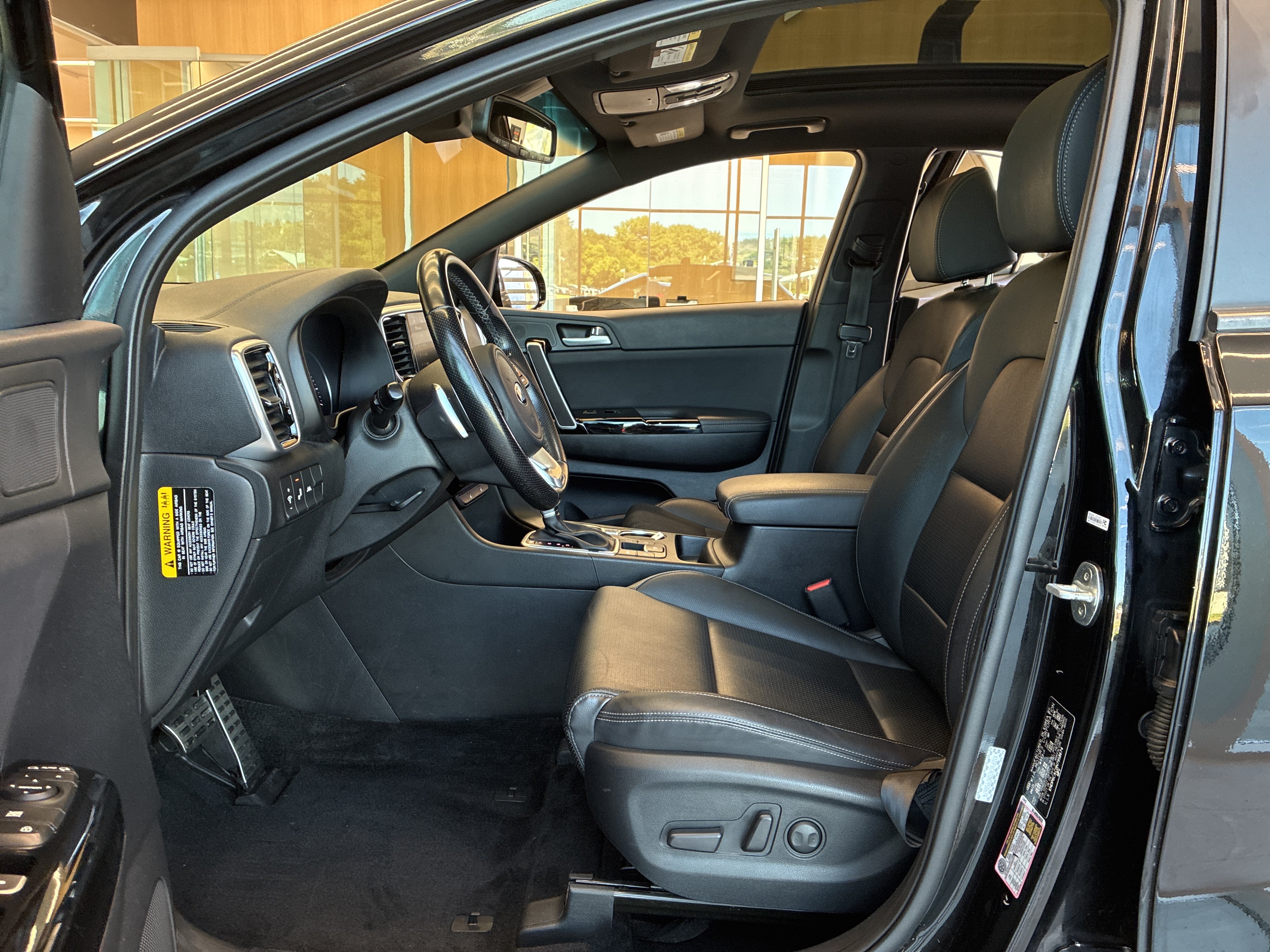 Certified 2022 Kia Sportage Nightfall Edition w/ Nighfall AWD Premium Package image 14
