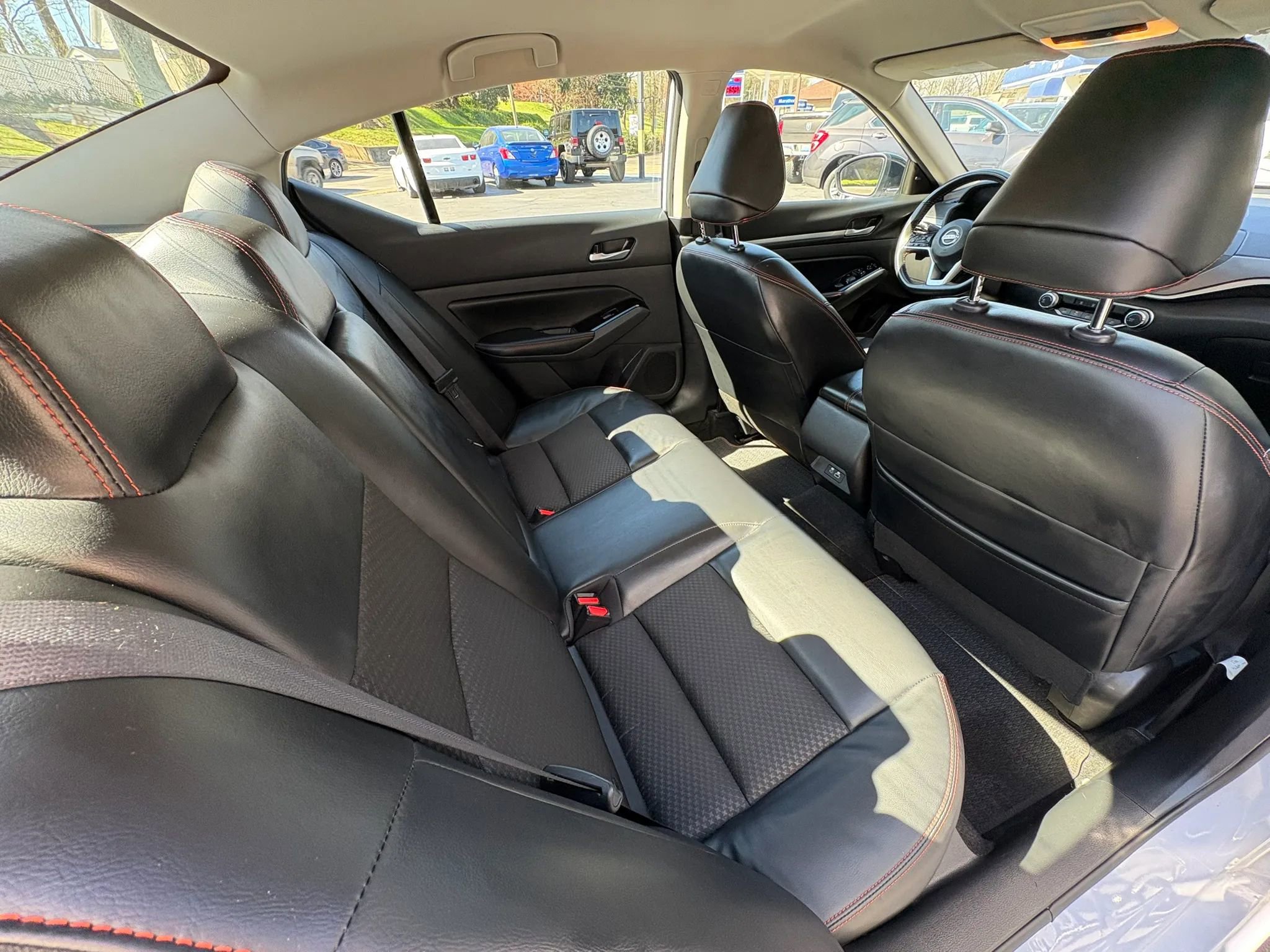 Used 2024 Nissan Altima 2.5 SR image 18