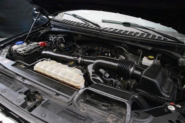 Used 2022 Ford Expedition Limited image 29