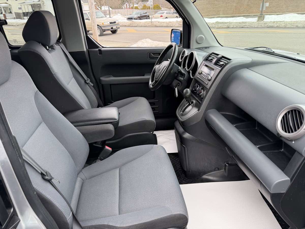 Used 2008 Honda Element EX image 17