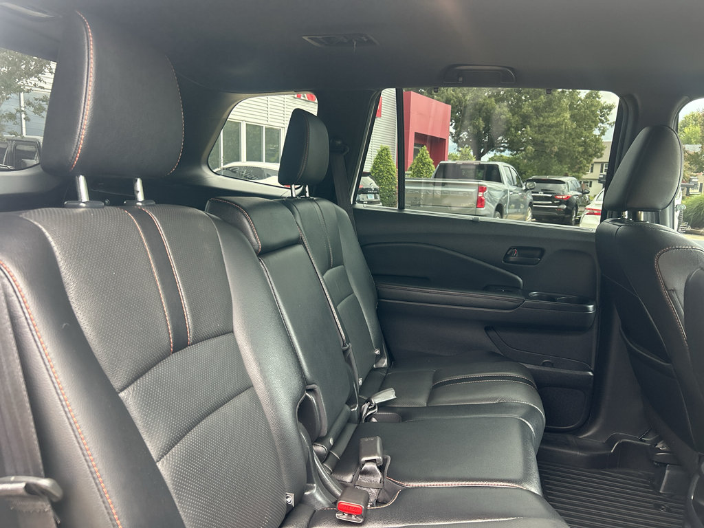 Used 2023 Honda Passport TrailSport image 16