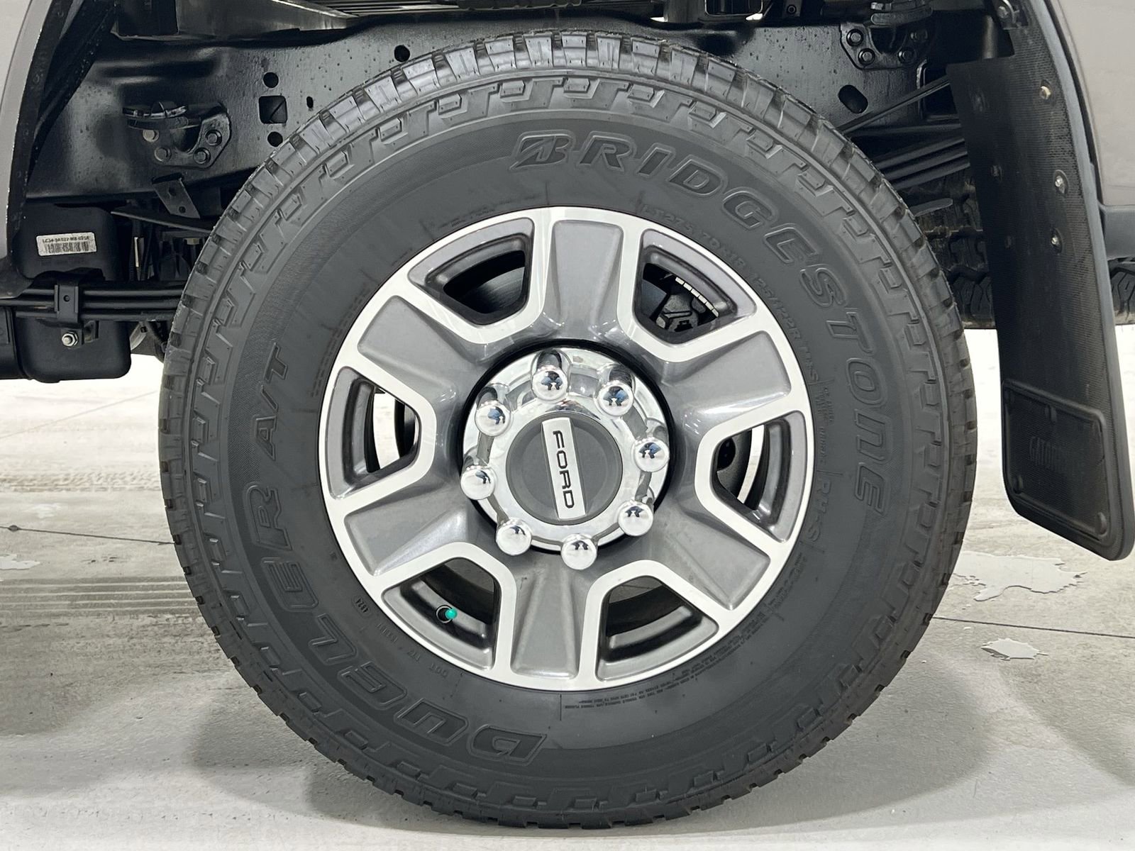 Used 2025 Ford F350 Lariat image 10