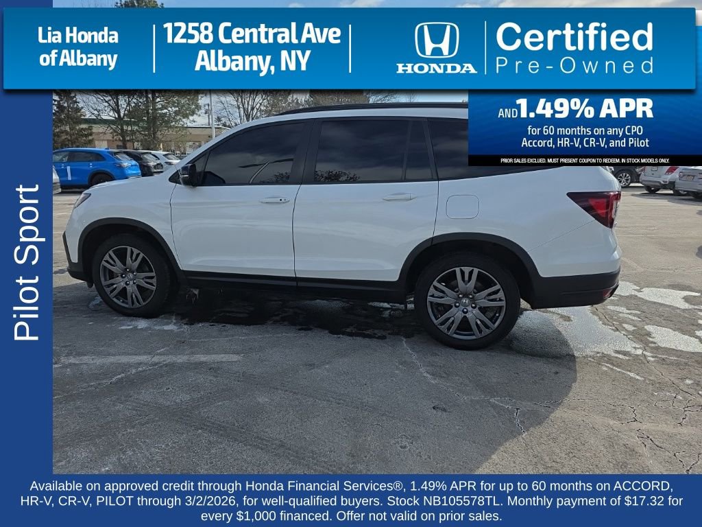 Certified 2022 Honda Pilot Sport image 4