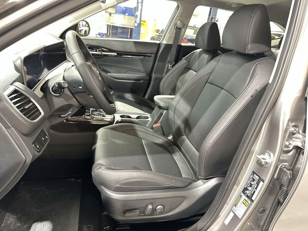 New 2026 Kia Seltos EX w/ EX Sunroof Package image 12