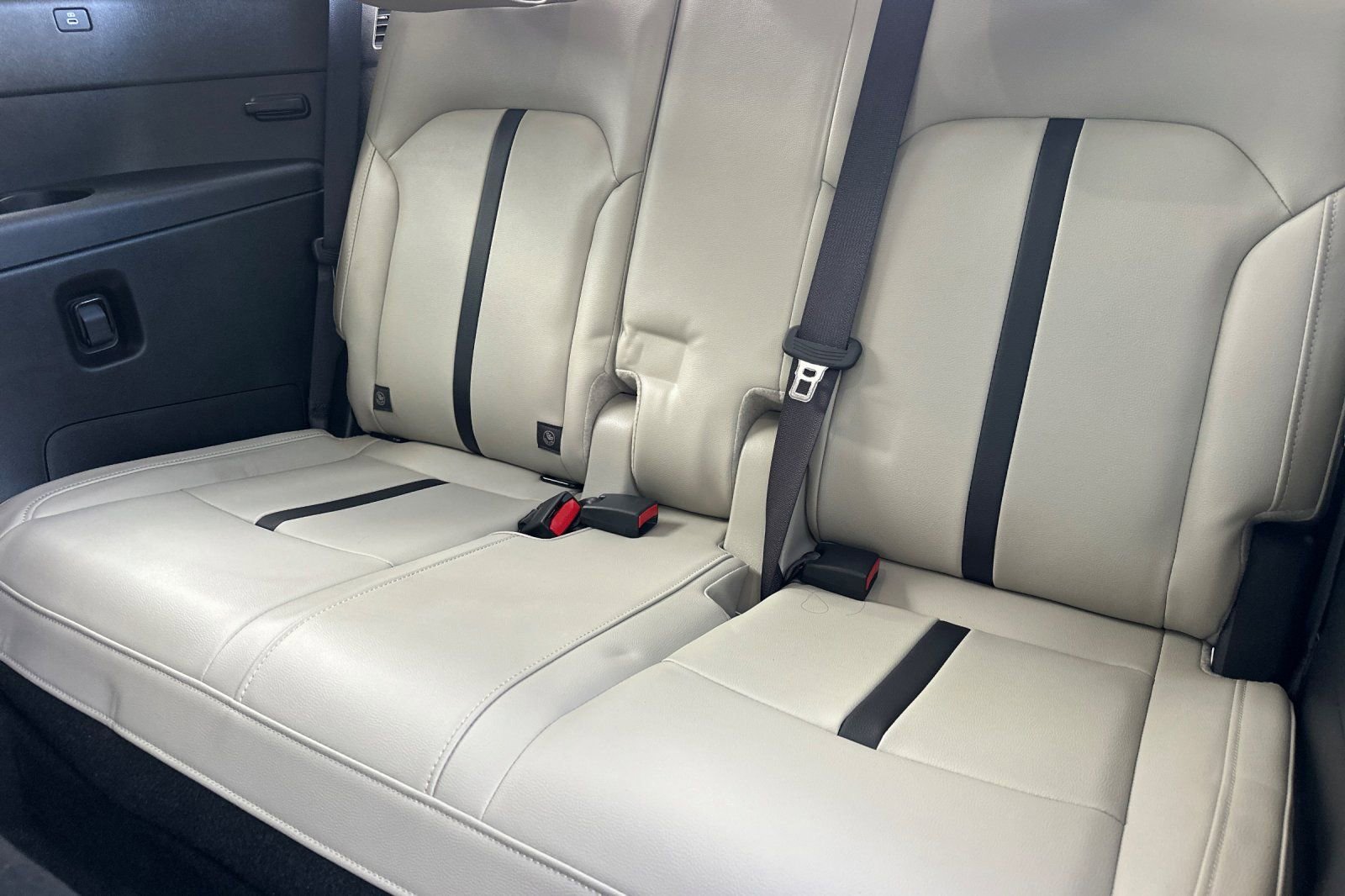 Certified 2024 MAZDA CX-90 Plug-In Hybrid w/ Preferred image 15