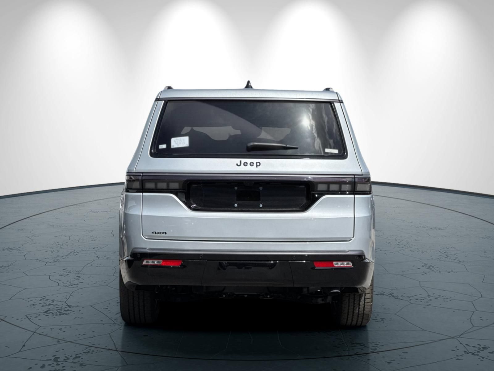 New 2026 Jeep Grand Wagoneer Limited AWD/4WD image 5