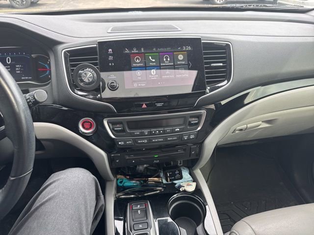 Used 2020 Honda Pilot Touring image 13