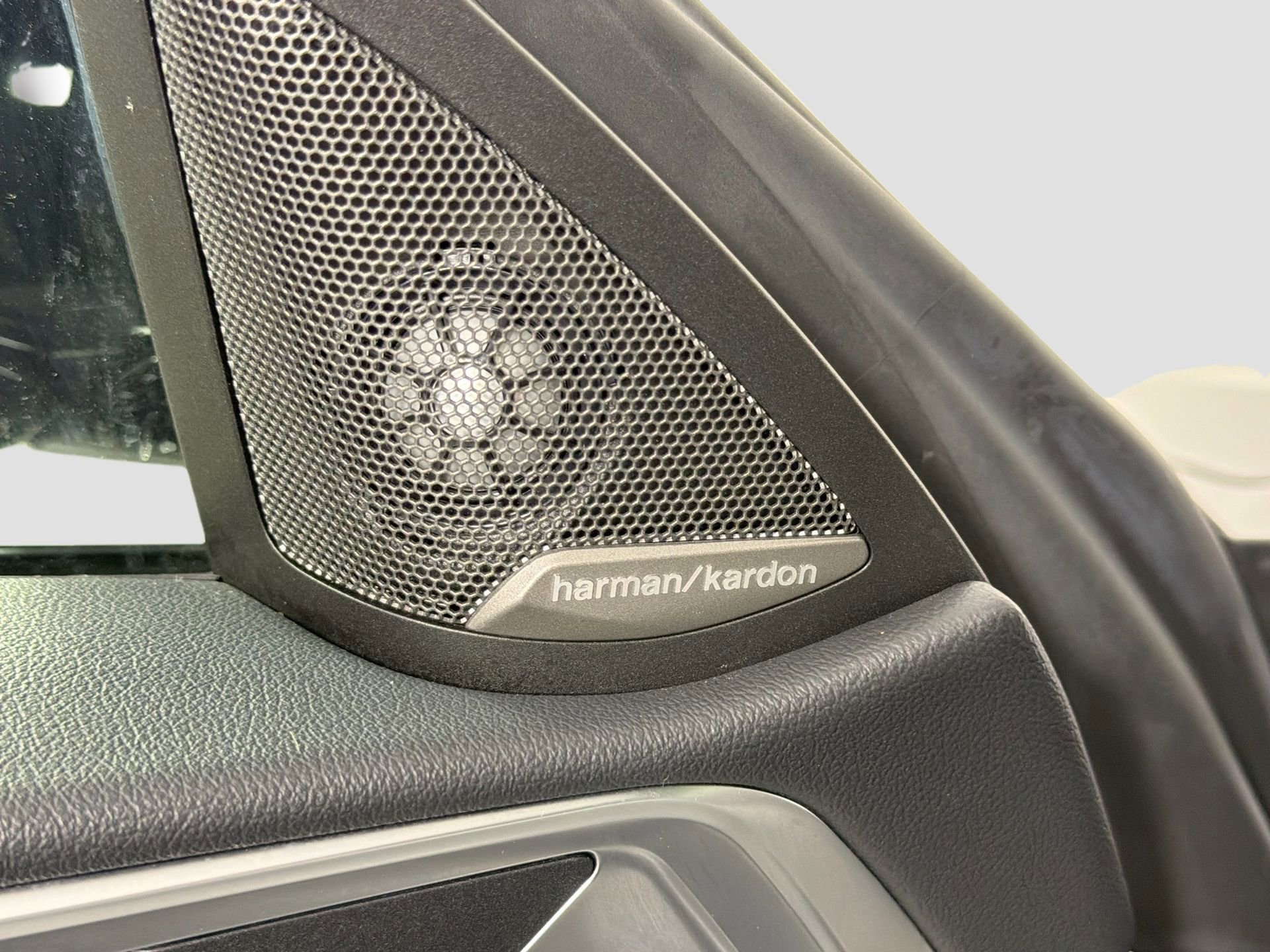 Used 2022 BMW M4 xDrive Competition w/ Executive Package image 19