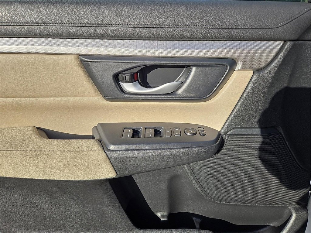 Used 2020 Honda CR-V LX image 13