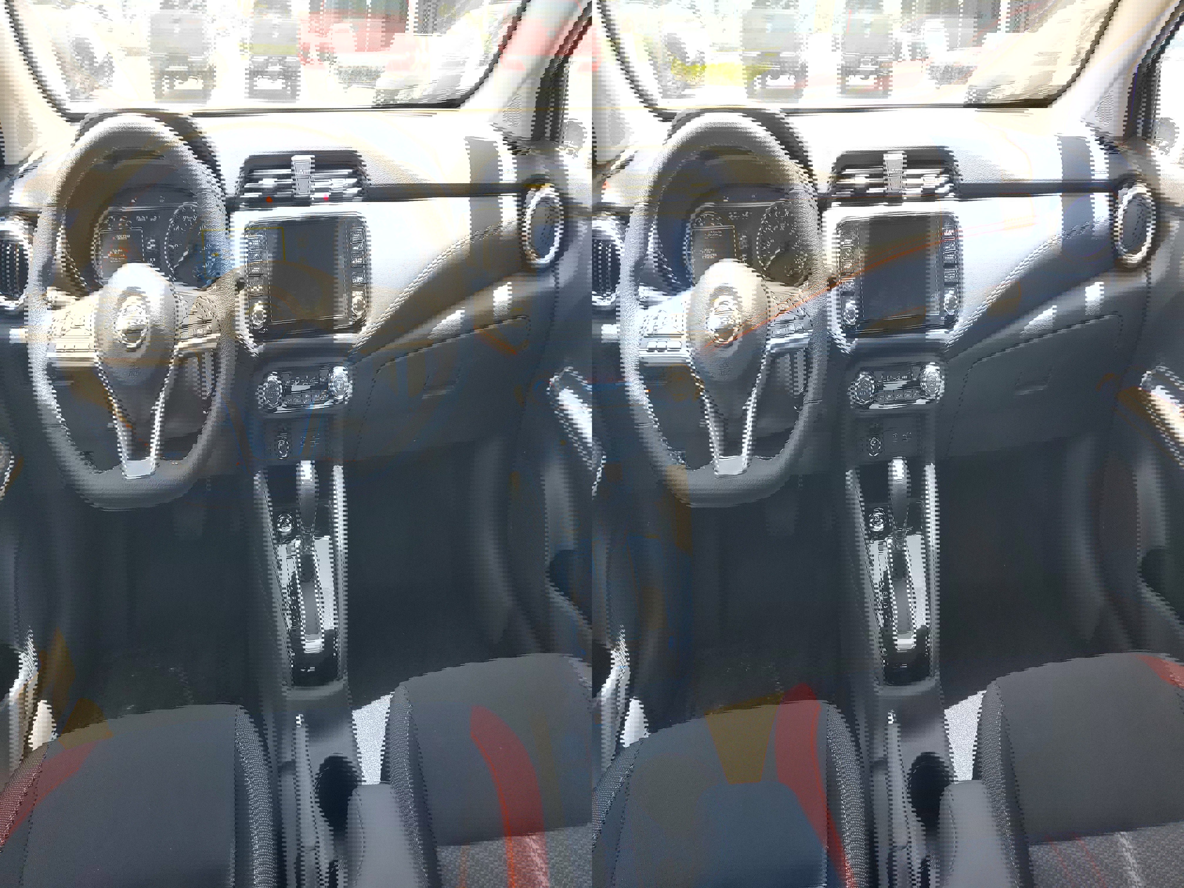 New 2025 Nissan Versa SR w/ Trunk Package image 12