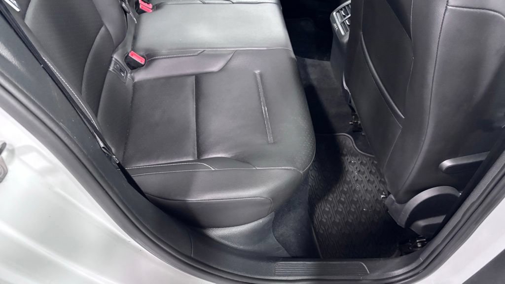 Used 2018 Volkswagen Golf SE FWD image 24