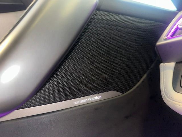 Used 2015 BMW i8 image 17