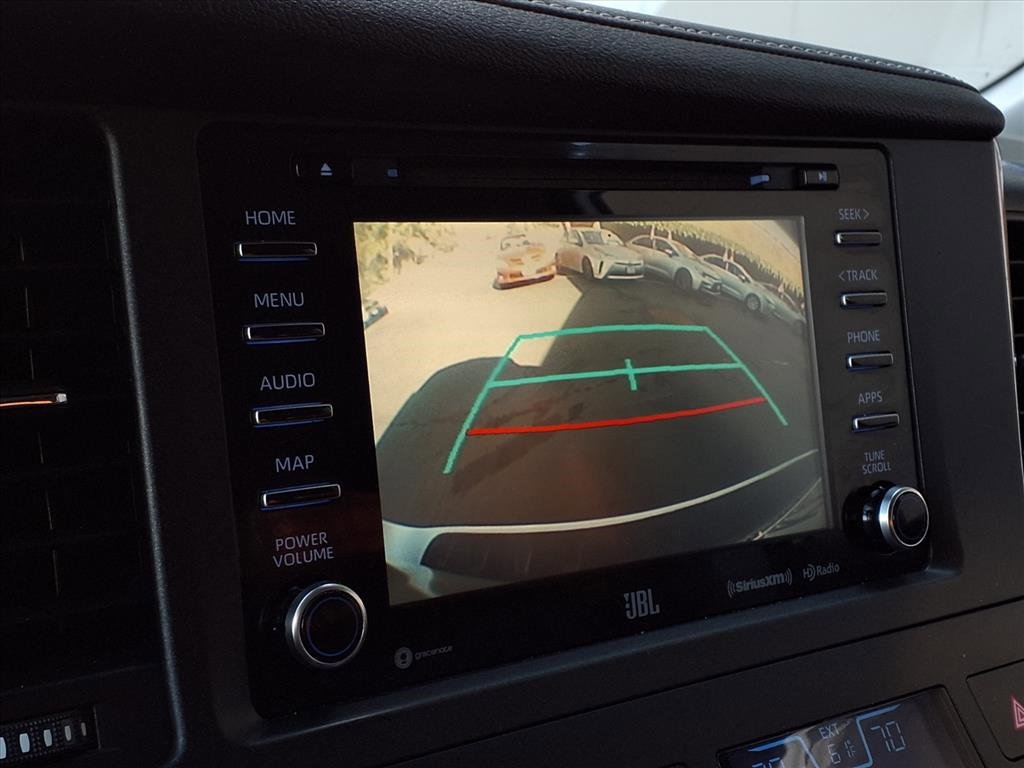 Certified 2019 Toyota Sienna SE Premium image 8