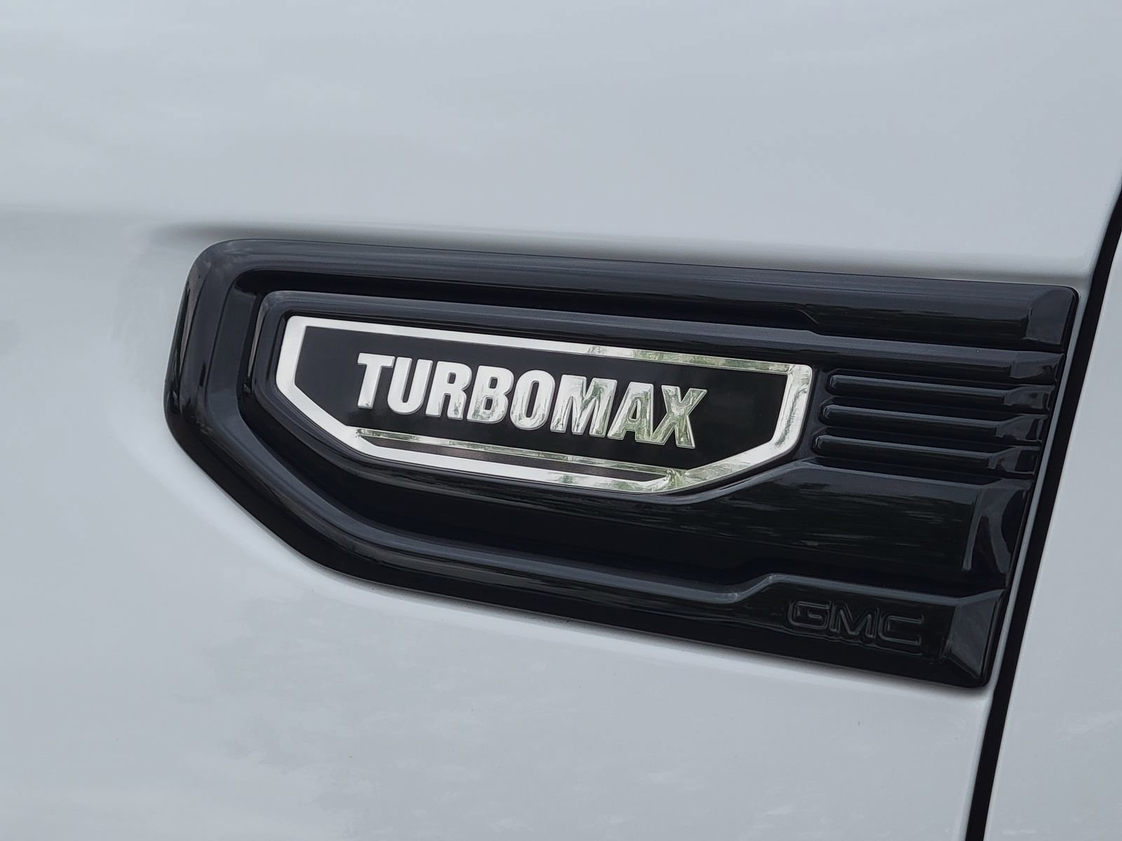 Used 2025 GMC Sierra 1500 Elevation image 17