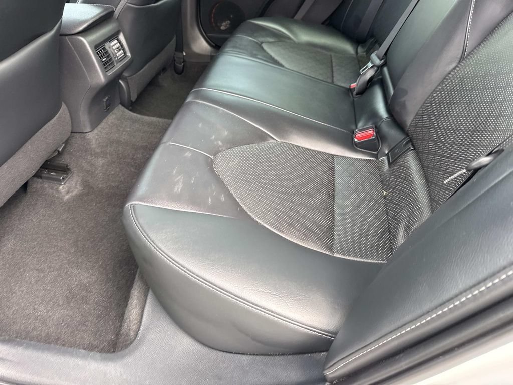 Used 2020 Toyota Camry XSE w/ Navigation Package FWD image 15