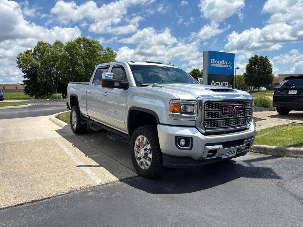 Used 2019 GMC Sierra 2500 Denali w/ Duramax Plus Package AWD/4WD image 15