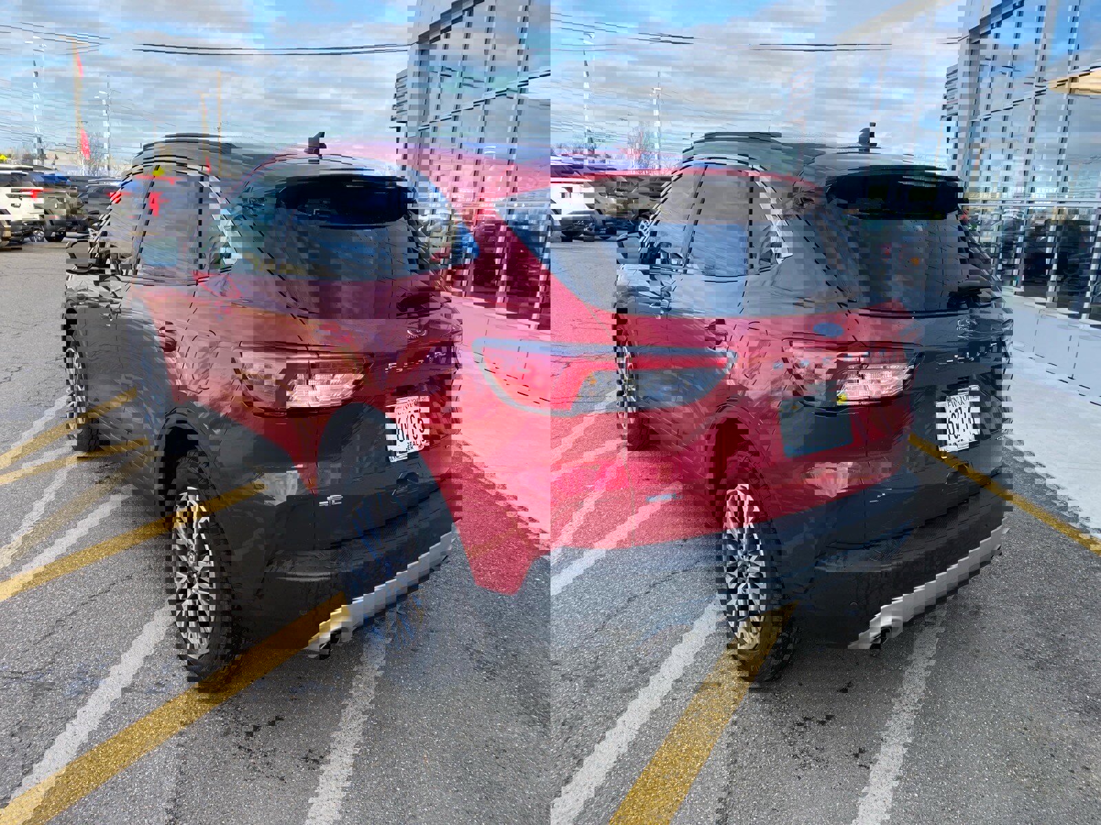 Used 2022 Ford Escape SEL image 3