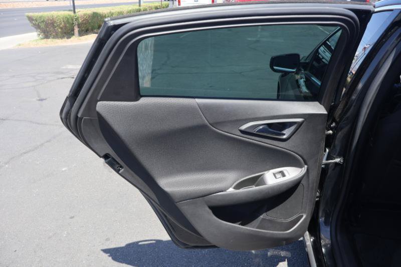 Used 2022 Chevrolet Malibu LT FWD image 21