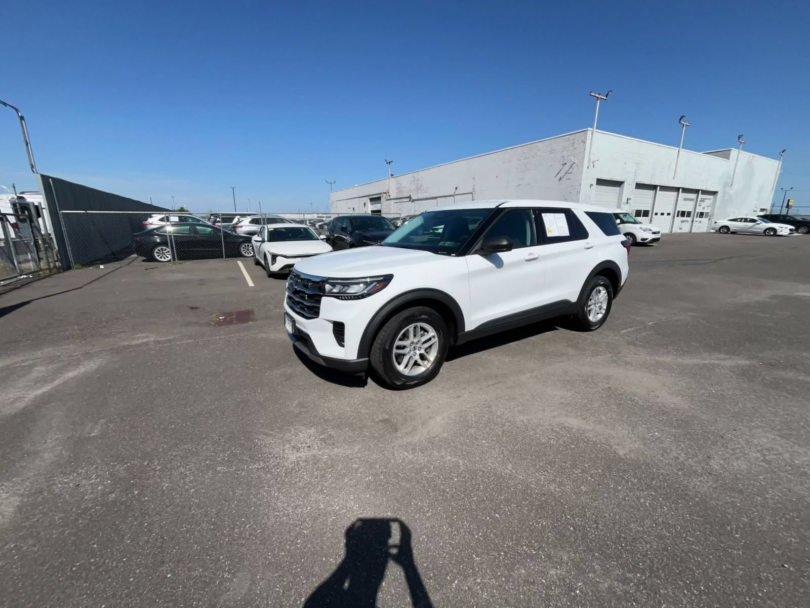 Used 2026 Ford Explorer Active AWD/4WD image 7