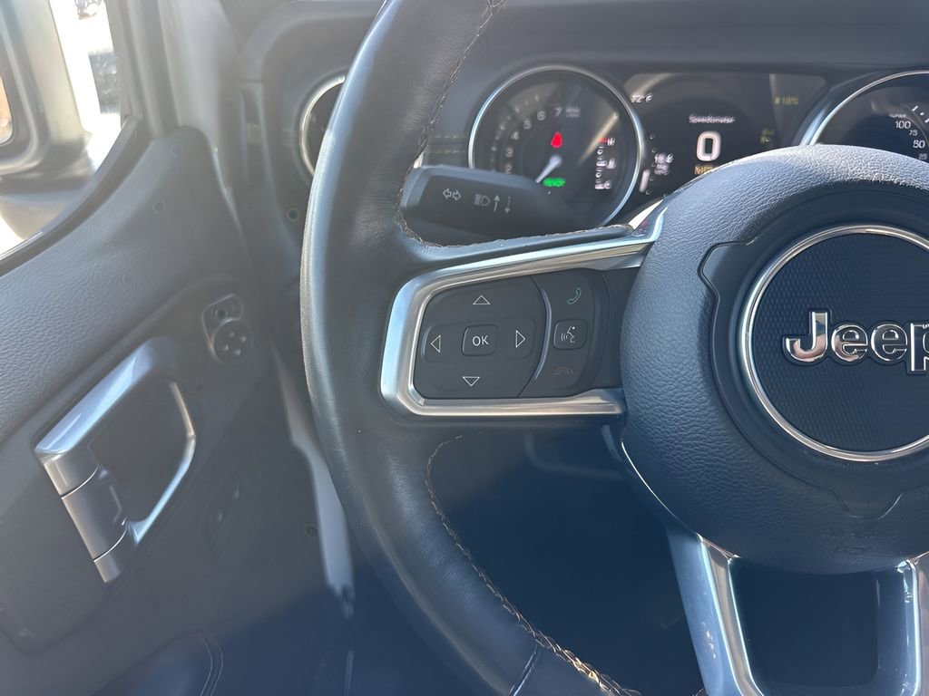 Used 2022 Jeep Wrangler Unlimited Sahara image 13